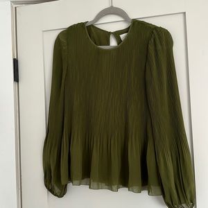 Wilfred
Daydreamer V-Neck Blouse